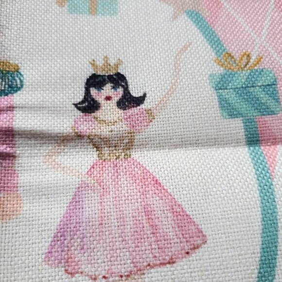 Nutcracker Placemats Christmas Decor 4pc Pink Xmas Holiday Table Decorations - Picture 4 of 7